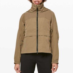 Lululemon Effortless Jacket in "frontier" (khaki) color - women's size 6